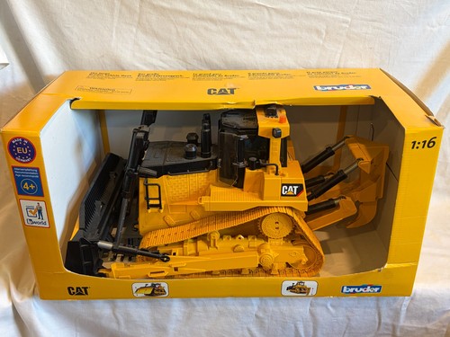 Bruder caterpillar cat - caterpillar,
