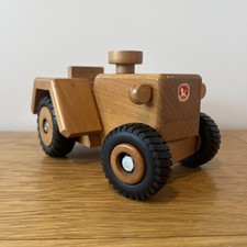 Trattore in legno Konrad