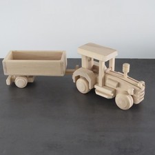 Trattore con rimorchio