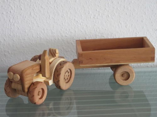 Traktor mit hänger anhänger - mit,